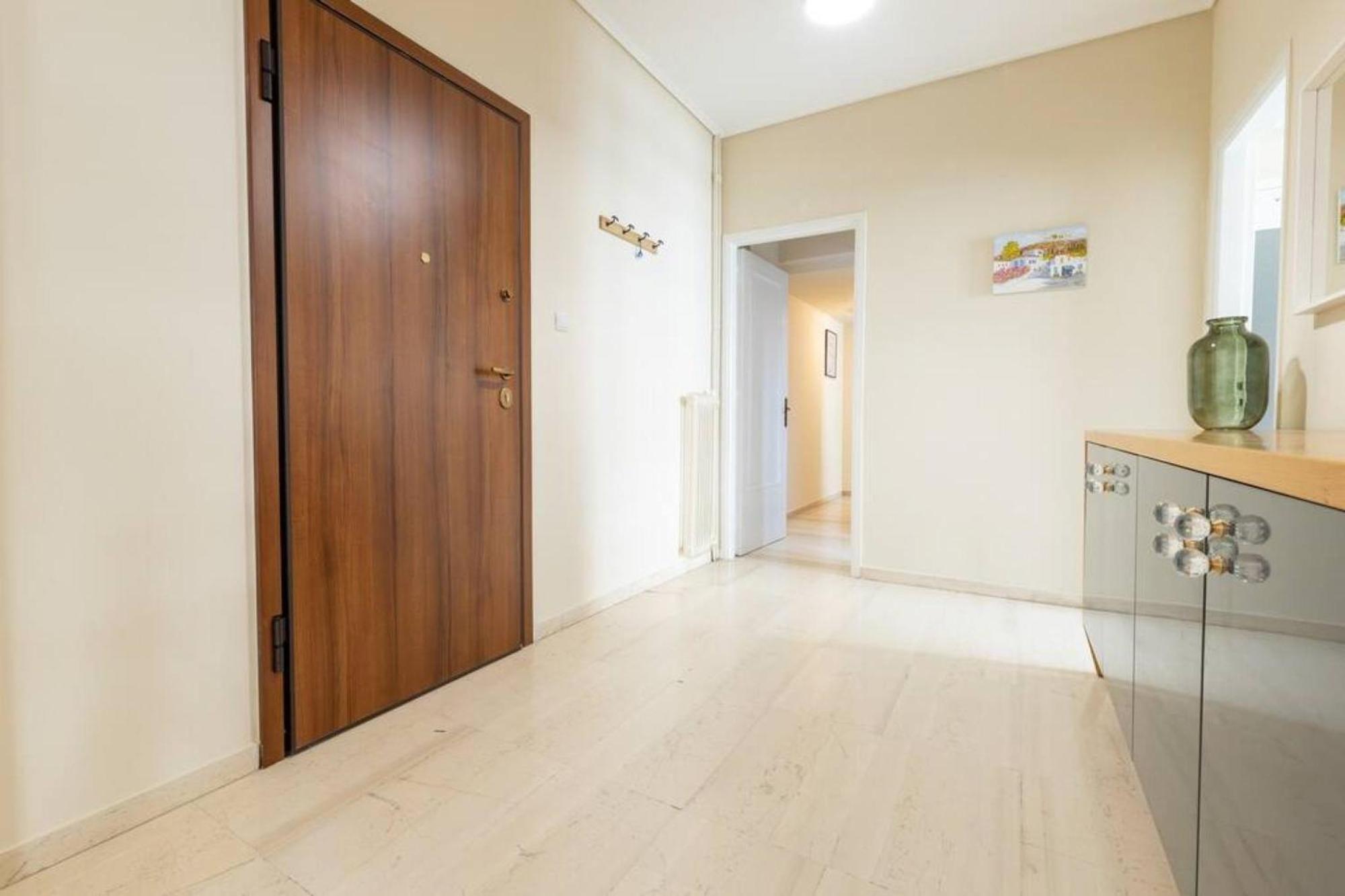 Amfitritis Family Lux Apartment At Palaio Faliro Athènes Extérieur photo